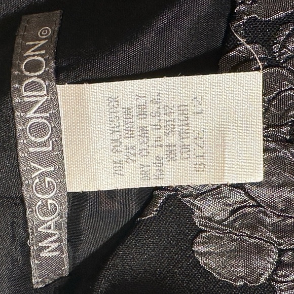Maggy London 2 Piece Skirt  Set, Black With Silver Flowers Size 12 - Picture 4 of 8